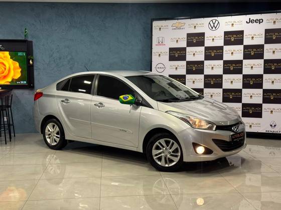 HYUNDAI HB20S 1.6 PREMIUM 16V FLEX 4P AUTOMÁTICO HYUNDAI HB20S 1.6 PREMIUM 16V FLEX 4P AUTOMÁTICO